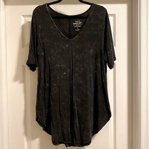 Torrid size 2 half sleeve tunic